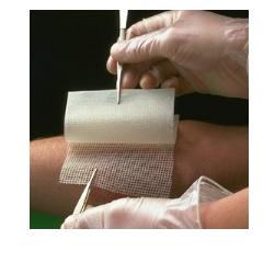GARZA MEDICATA BACTIGRAS CON CLOREXIDINA ACETATO 0,5% 10X10CM 10 PEZZI - Farmacia Dott. Pasquale Russo