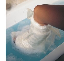 ACQUASTOP BRACCIO INTERO COPERTURA RIUTILIZZABILE PER LA PROTEZIONE, DURANTE LA DOCCIA O IL BAGNO, DEGLI ARTI CON GESSI E BENDAGGI - Farmacia Dott. Pasquale Russo