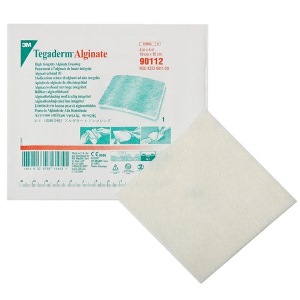MEDICAZIONE IN ALGINATO TEGADERM ALGINATE ASSORBENTE 10X10 10 PEZZI - Farmacia Dott. Pasquale Russo