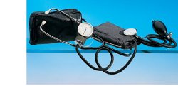 SFIGMOMANOMETRO ANEROIDE AD ALTA PRECISIONE CON FONENDOSCOPIO  BRACCIALE CON CHIUSURA IN VELCRO  CUSCINETTO IN GOMMA  SOFFIERIA COMPLETA DI VALVOLA - Farmacia Dott. Pasquale Russo