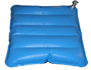 CUSCINO ANTIDECUBITO AD ARIA/ACQUA DIMENSIONI 41X41CM, APPLICABILE SU SEDIE DA COMODO O SU CARROZZELLE CAMERA D'ARIA IN PVC ATOSSICO ELETTROSALDATO, PATTA ANTISCIVOLO IN PVC - Farmacia Dott. Pasquale Russo
