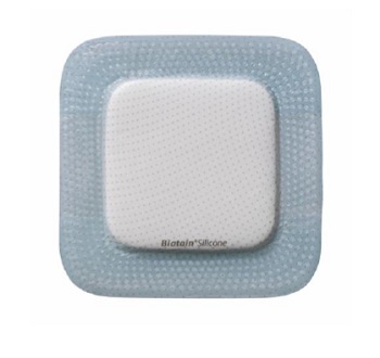 MEDICAZIONE BIATAIN IN SCHIUMA DI POLIURETANO CON BORDO ADESIVO IN SILICONE 10X20 CM 5 PEZZI - Farmacia Dott. Pasquale Russo