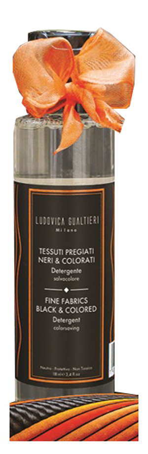 TESSUTI PREGIATI NERI & COLORATI DETERGENTE 100 ML - Farmacia Dott. Pasquale Russo