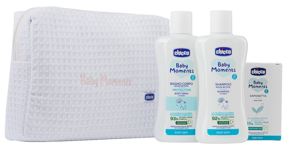 CHICCO BABY MOMENTS BEAUTY BAG W ZIP ROSA BAGNOSCHIUMA PELLI DELICATE 200 ML + SHAMPOO PELLI DELICATE 200 ML + SAPONE SOLIDO PELLI DELICATE 100 G - Farmacia Dott. Pasquale Russo